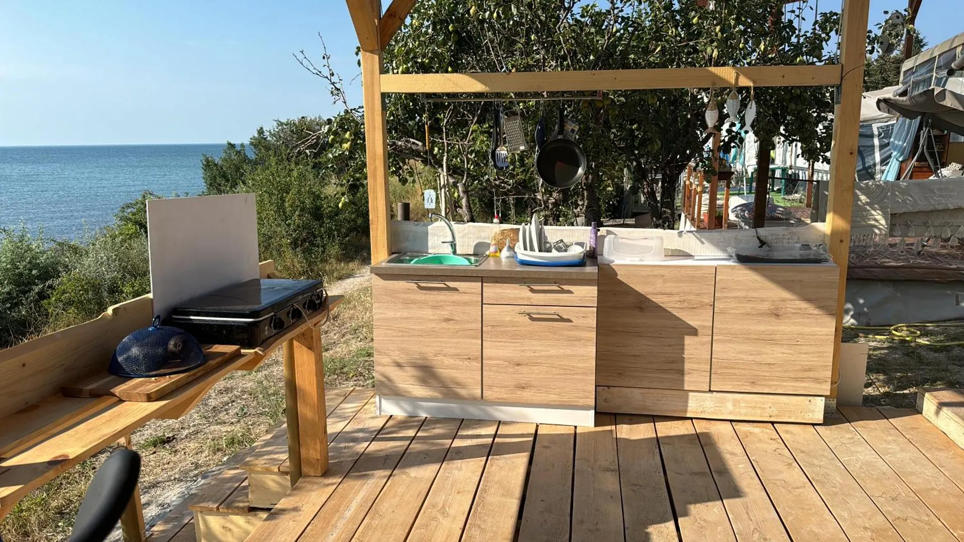 Karavana Tropicana Varna Camping
